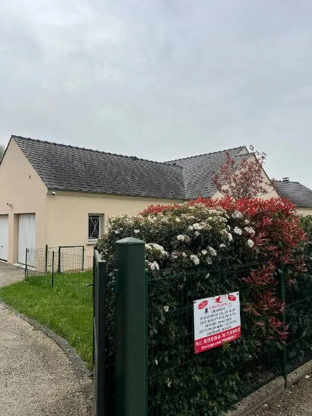 Toiture réalisée par Moïse Fortin, couvreur à Orcemont