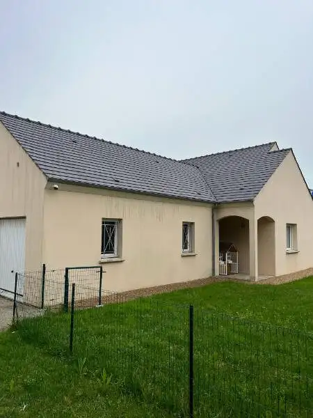 Toiture réalisée par Moïse Fortin, couvreur à Orphin